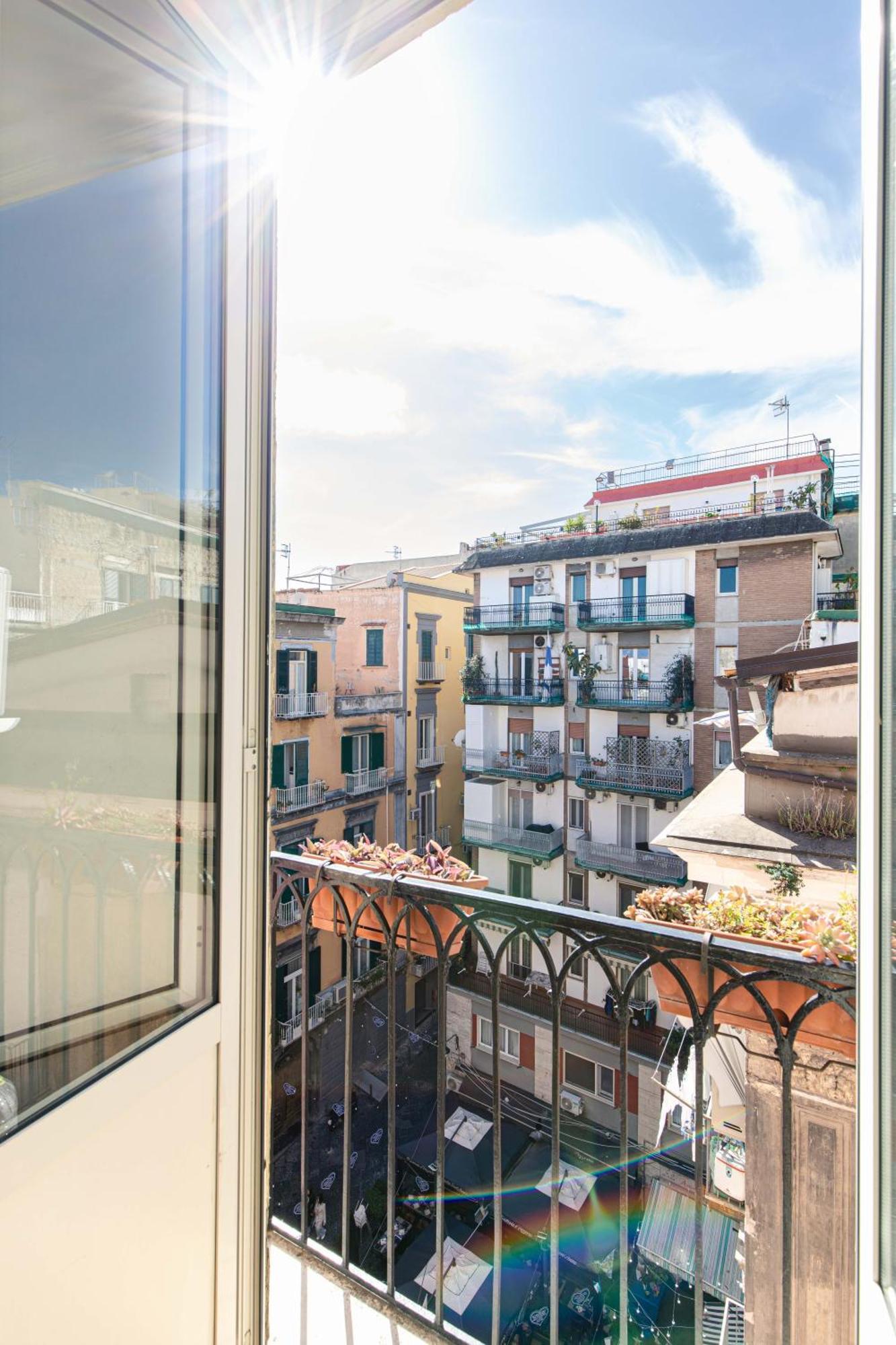 Da Nonna Lina Ai Quartieri Naples Luaran gambar