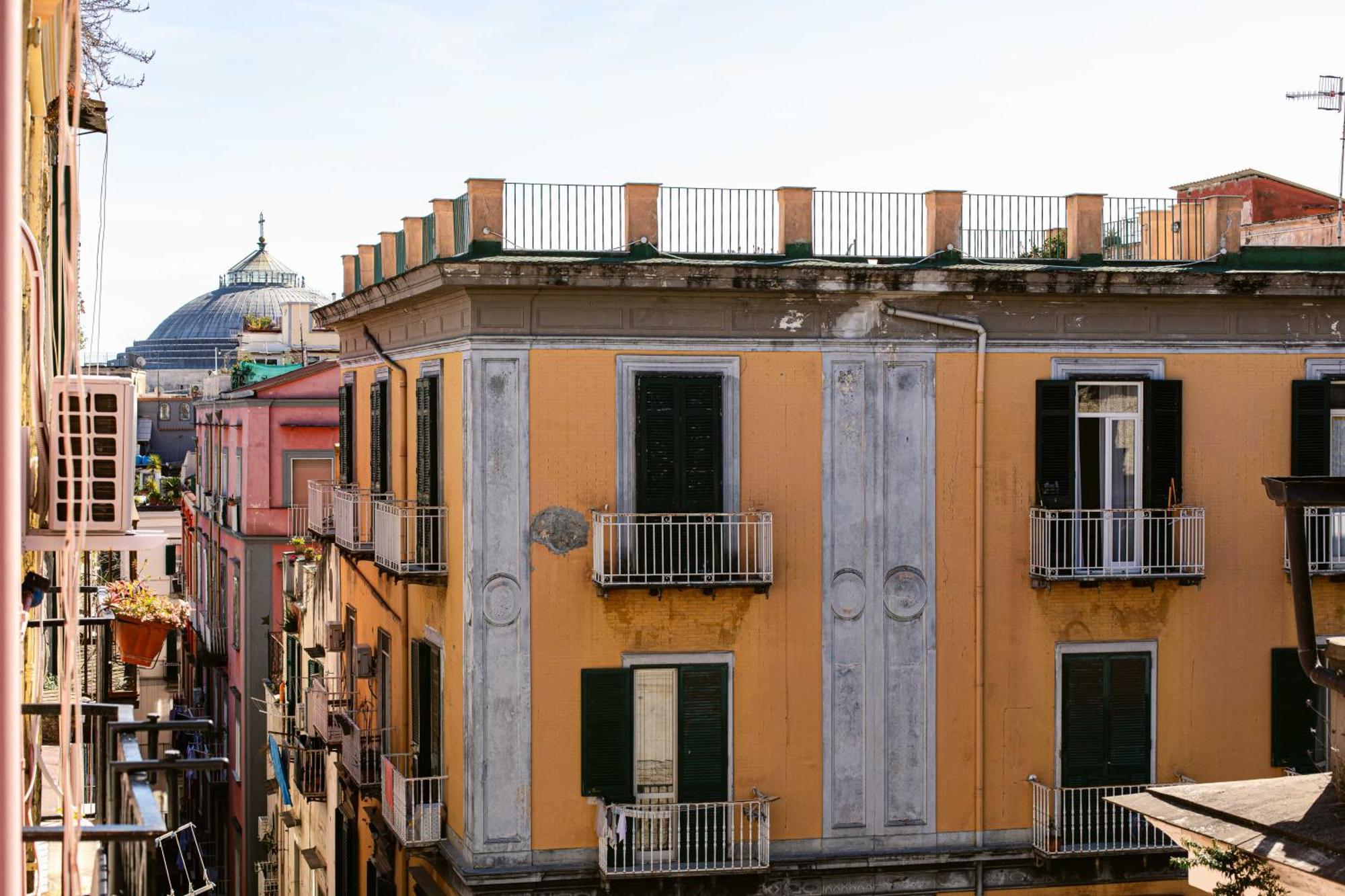 Da Nonna Lina Ai Quartieri Naples Luaran gambar